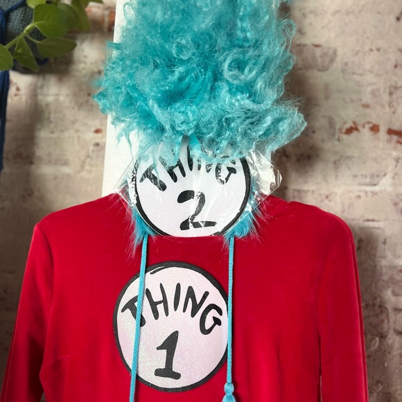 Thing 1 or 2 with wig and extra Thing 2 t shirt. - Picture 8 of 8